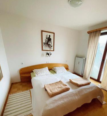 Studor Apartment | Charming and Cozy Apartment Sara