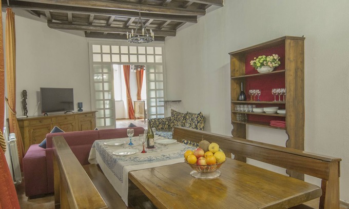 Trastevere Apartment | Charming and historical in the heart of Trastevere