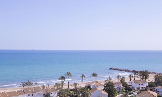 Puig Apartment | Charming and Modern Apartment on the Beach