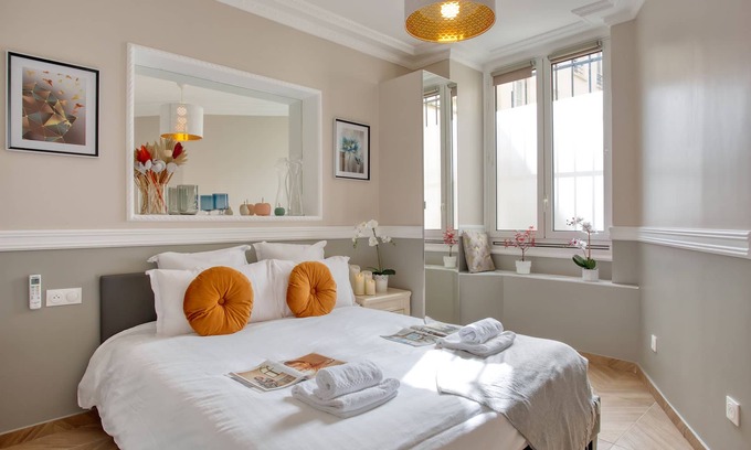 Quartier Saint-Ambroise Apartment | Charming Apart NEW 2 Bedrooms with Aircon