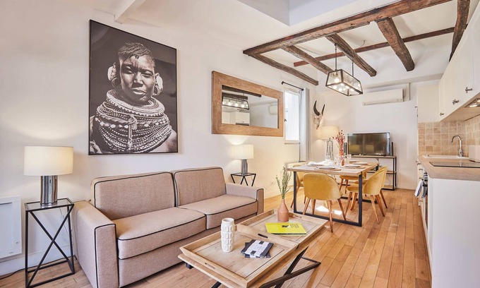 Strasbourg -Saint-Denis Apartment | Charming apartment Center of Paris with terrace