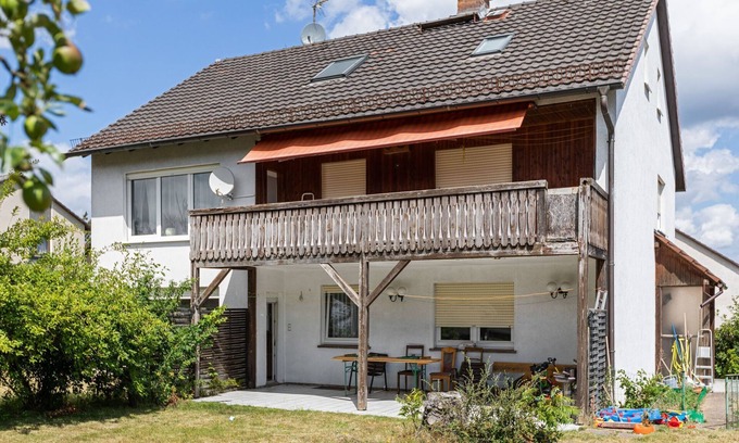 Fuldabruck Apartment | Charming Apartment in Fuldabrück with Garden