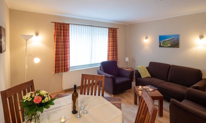 Spiekeroog Apartment | Charming apartment for 4 people in Haus Seeschwalbe up de Dün at TRANPAD 9