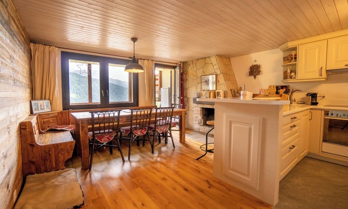 Alpe des Chaux Apartment | Charming apartment located in Les Arsets approx. 1 km from the start of the Fracherets ski lift link