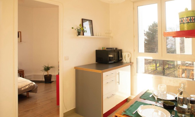 Cœur de Ville Apartment | Charming apartment, quiet, vue on a parc, two steps from La Défense, Paris !