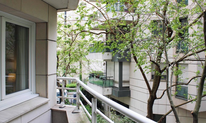 Gambetta Apartment | Charming apartment with balcony in Courbevoie