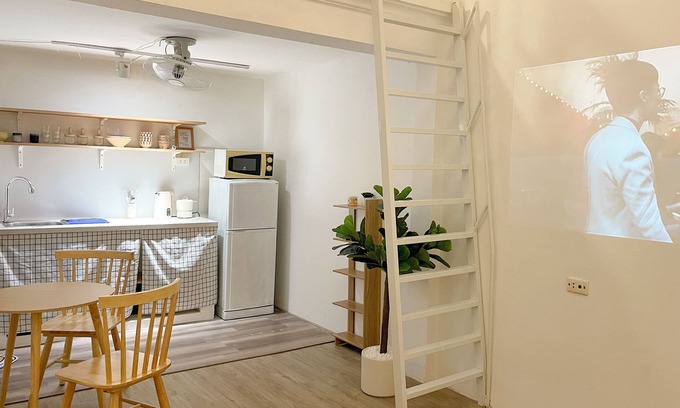 Old Quarter Apartment | Charming apartment with AC in vibrant Hà Nội