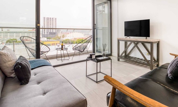 Avenida Revolucion Apartment | Charming Apt w/Balcony|Gym+Lounge+Business Center