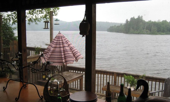 Madawaska Valley Cottage | Charming Authentic Waterfront Cottage on a Lake