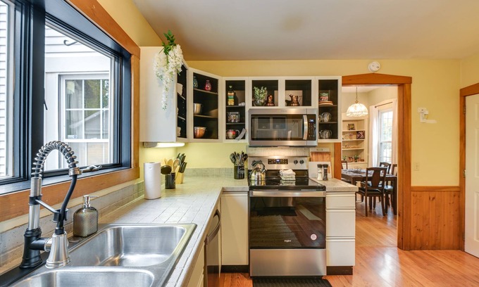 Bangor House | Charming Bangor Home w/Deck < 1 Mi to Downtown
