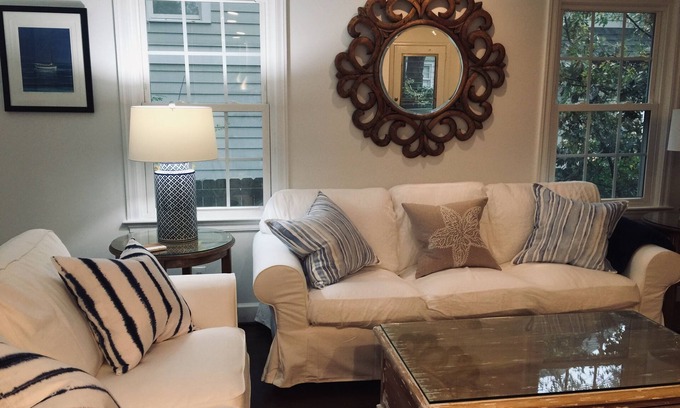 Atlanta House | Charming Bungalow in Perfect Location - Walk to Marta!