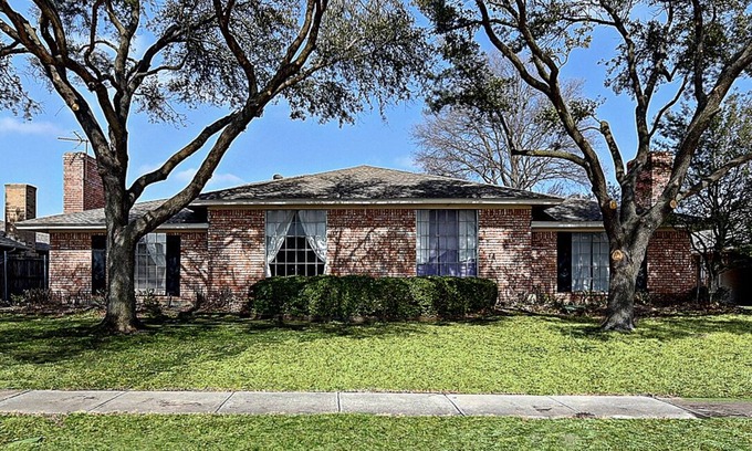 Plano House | Charming Central Plano Duplex