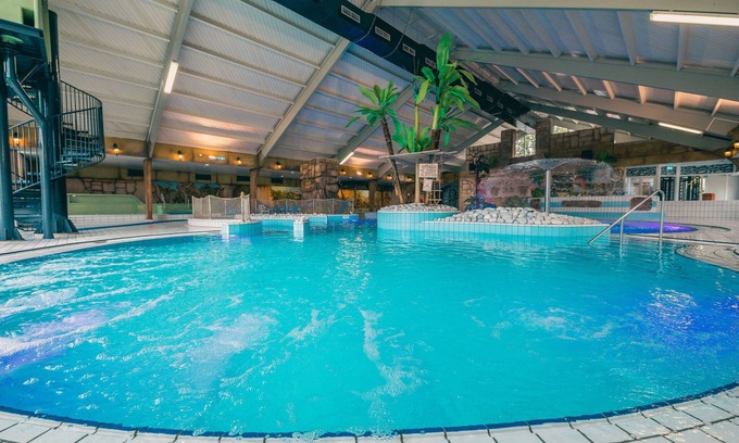 Kaatsheuvel Ski Chalet | Charming chalet 2 km. of the Efteling