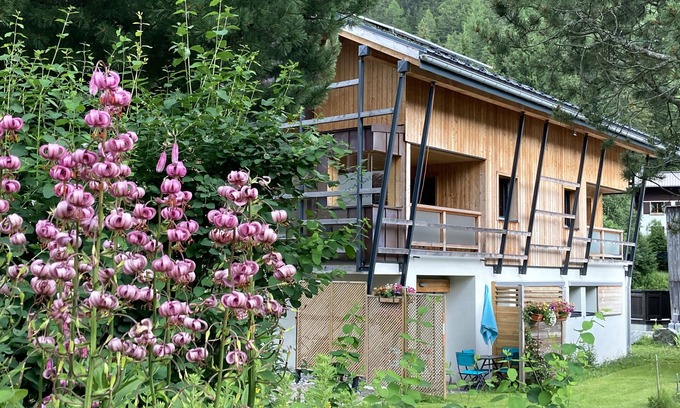 Vallorcine Ski Chalet | Charming Chalet at the Foot of the Chamonix Mont Blanc Ski Slopes in Vallorcine.