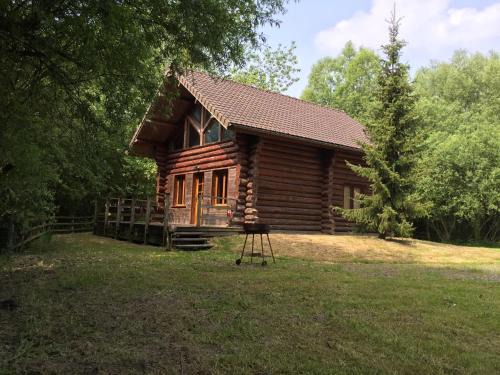 Quend Ski Chalet | Charming Chalet with Swimming Pool in Quend