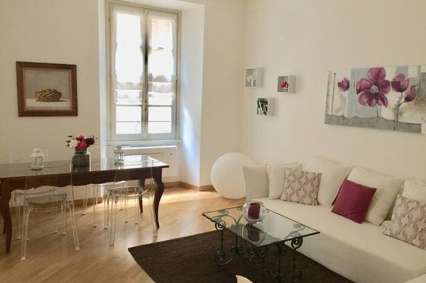 Como City Centre Apartment | Charming Como