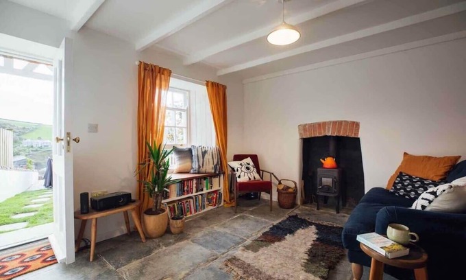 Port Isaac Cottage | Charming Cottage & Garden in Port Isaac