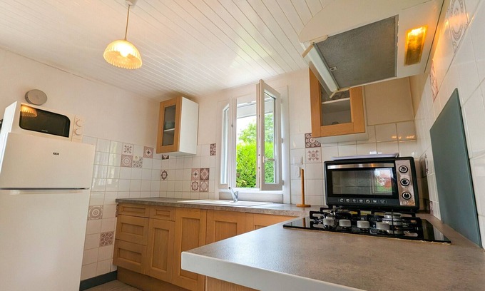 Baraize Cottage | Charming Cottage in Berry w/Private Yard, Close to Beach & Hiking