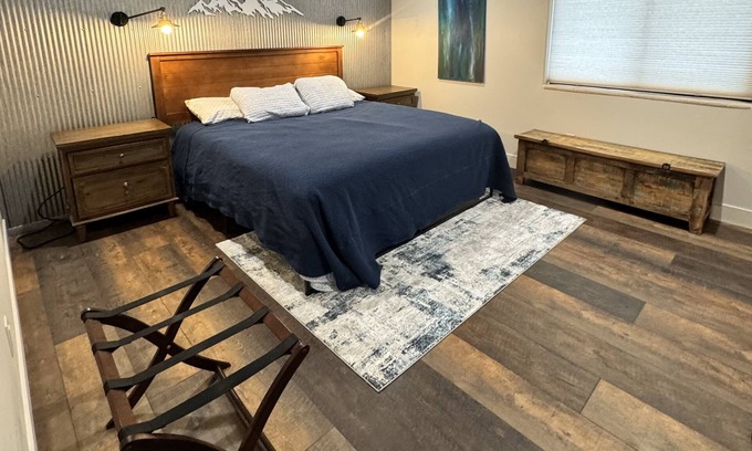 Billings Cottage | Charming cottage in lovely Billings with AC, WiFi