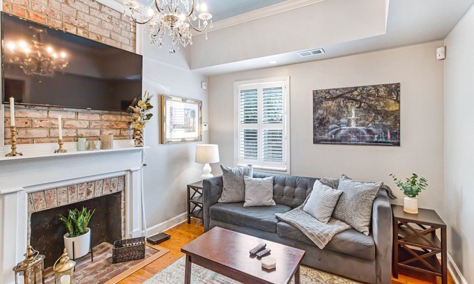 Historic Downtown Savannah Cottage | Charming Cottage Steps Away from Forsyth Park by Lucky Savannah