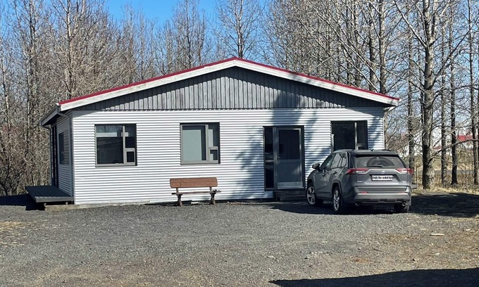 Olafsvellir House | Charming Country Side Guesthouse with 3 bedrooms that sleeps 8