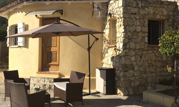 Falicon House | charming detached house, residential area, T3, terrace, garden