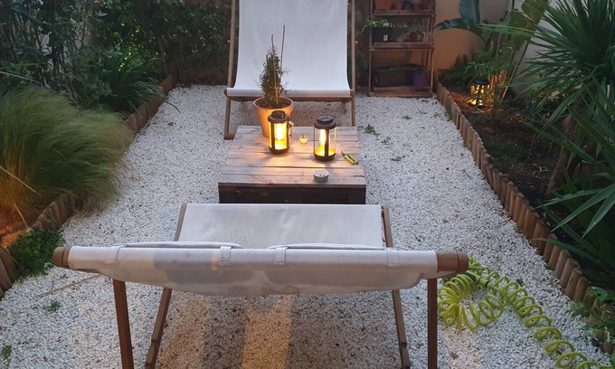 Lattes Apartment | Charming duplex in an occitan farmhouse