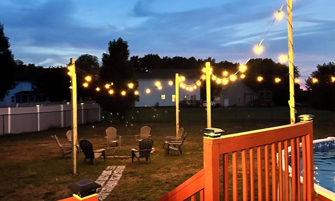 Clayton Other | Charming farmhouse with 4 bedrooms and WiFi, AC and pool in gorgeous Clayton.
