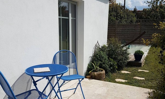 Bourcefranc-le-Chapus Apartment | Charming self-catering cottage, terrace, close to beaches and Ile d'Oléron