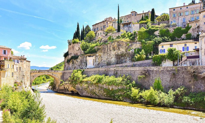 Saint-Marcellin-les-Vaison House | Charming cottage, centrally located in the village of Bédoin.