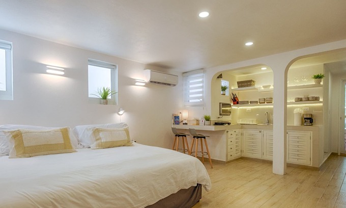 Akumal Cabin | Charming garden view studio with beach access, WiFi and AC.