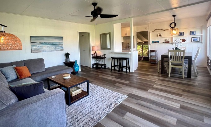 Waialee House | Charming Haleiwa Cottage Steps to Beautiful Beach