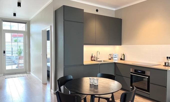 Vesturbær Apartment | Charming Harbor view Apt in Downtown Reykjavik