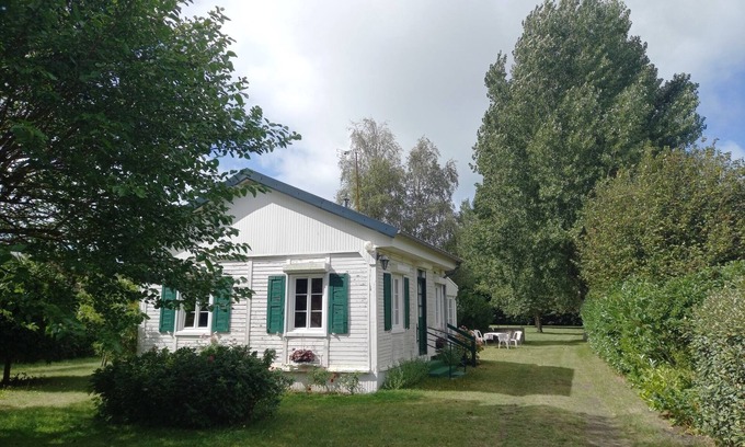Gouville-sur-Mer Ski Chalet | "Charming historic chalet close to the sea"