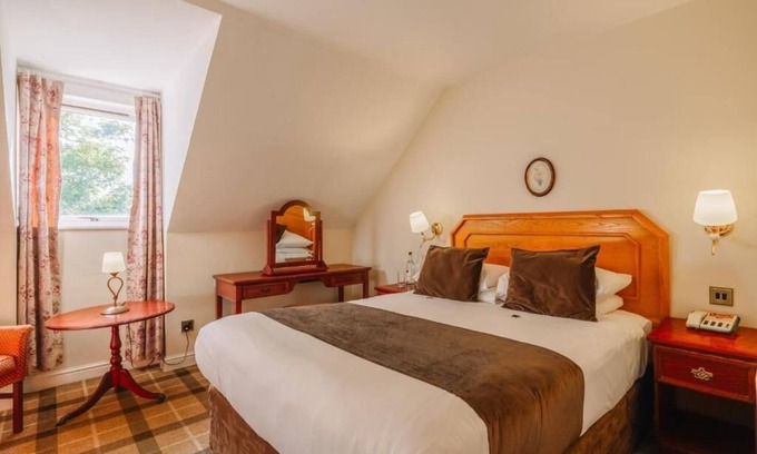 Ipswich Hotel | Charming Historic Ipswich Stay | Includes Spa Treatments, Sauna & Pool