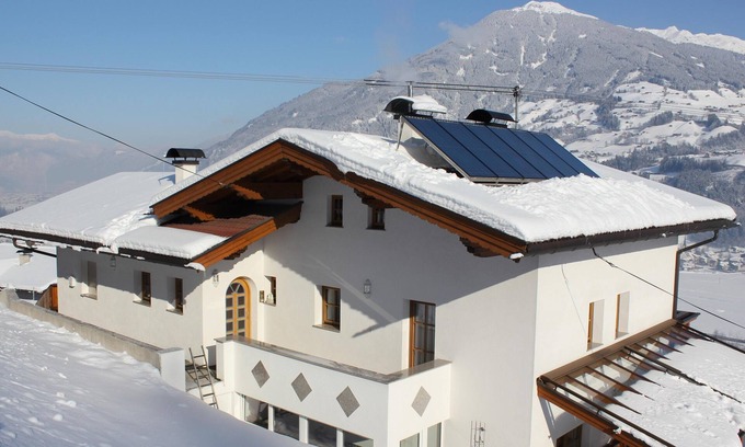 Emberg Apartment | Charming holiday home near the ski resort