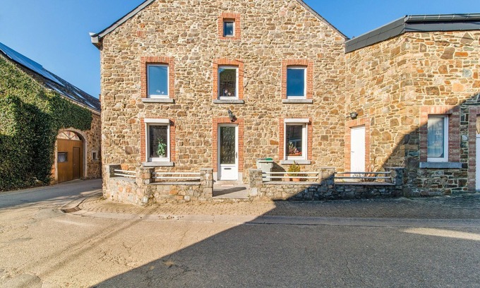 Awenne House | Charming Holiday Home in Awenne