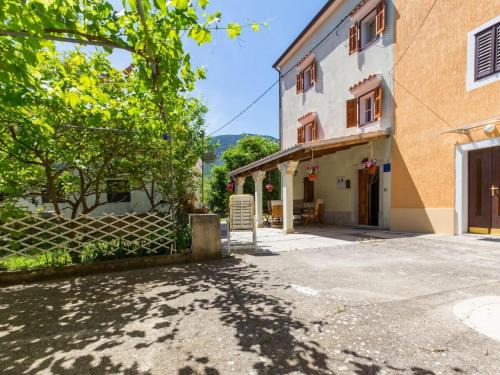 Nerezine House | Charming Holiday Home in Nerezine
