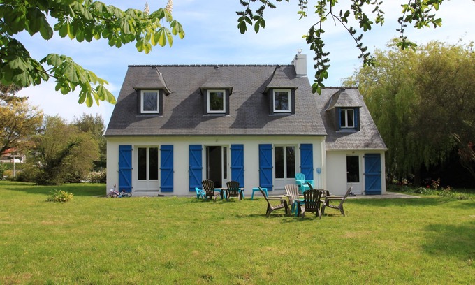 Pleherel-Plage-Vieux-Bourg House | Charming holiday home near beaches and GR34
