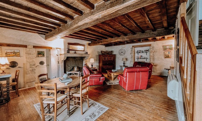 Meursault House | Charming Home in Quaint Winemaking Village