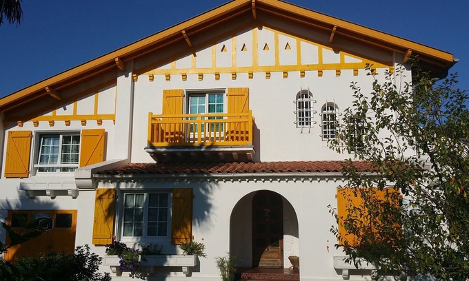Bidart House | Charming house with Jacuzzi near beaches and golf course