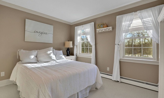 Middle Hope House | Charming Hudson Valley Escape!