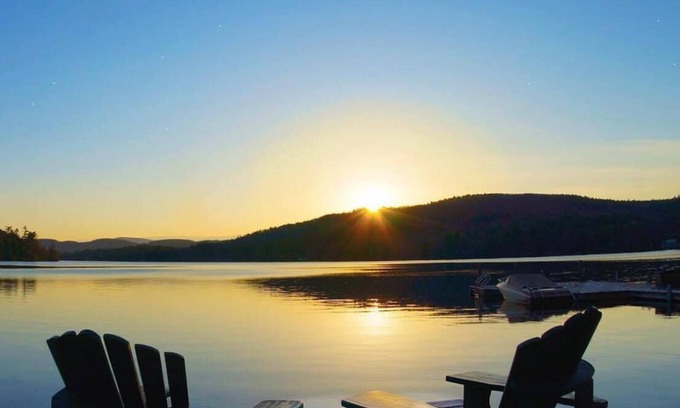 Holderness Cottage | Charming Lakeside abode on Golden Pond
