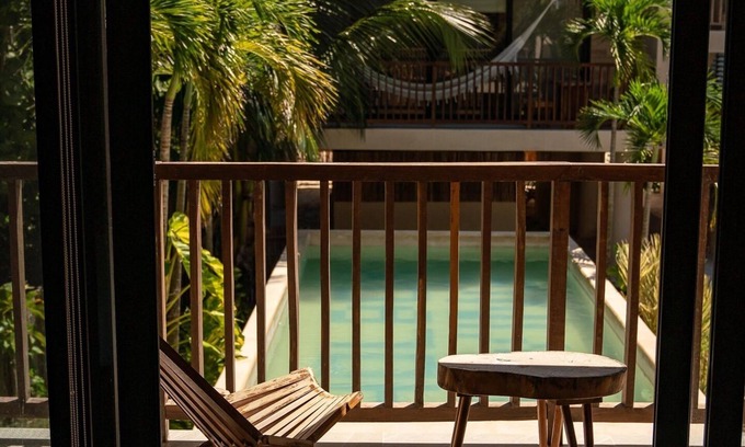 Isla Holbox Apartment | Charming Loft, Steps from the Beach & Pool View- D101