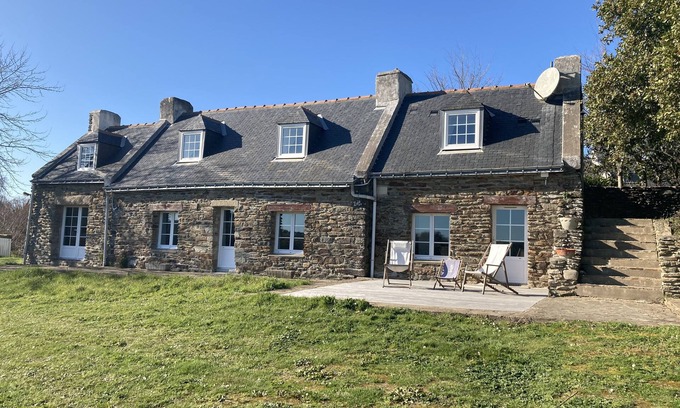 Locmaria House | Charming longère for rent near the beach in Belle Île en mer