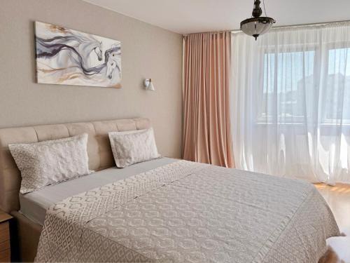 Chisinau Apartment | Charming,lovely and central with park view