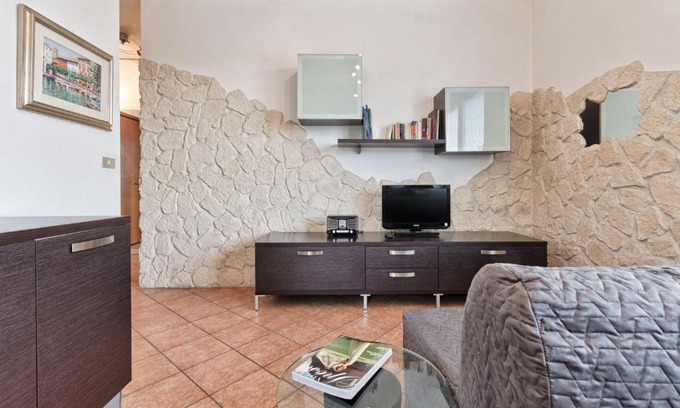San Paolo Apartment | Charming MonteCucco Apartment
