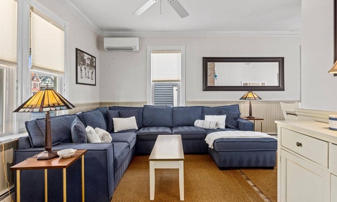 North End House | Charming North End OC Beach House 4BR 3BA