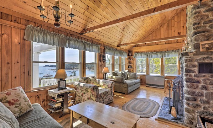 Cutler Cottage | Charming Ocean-View Cottage By Cutler Harbor
