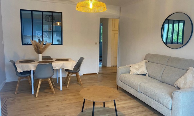 Vannes Apartment | Charming one-bedroom apartment close to Conleau